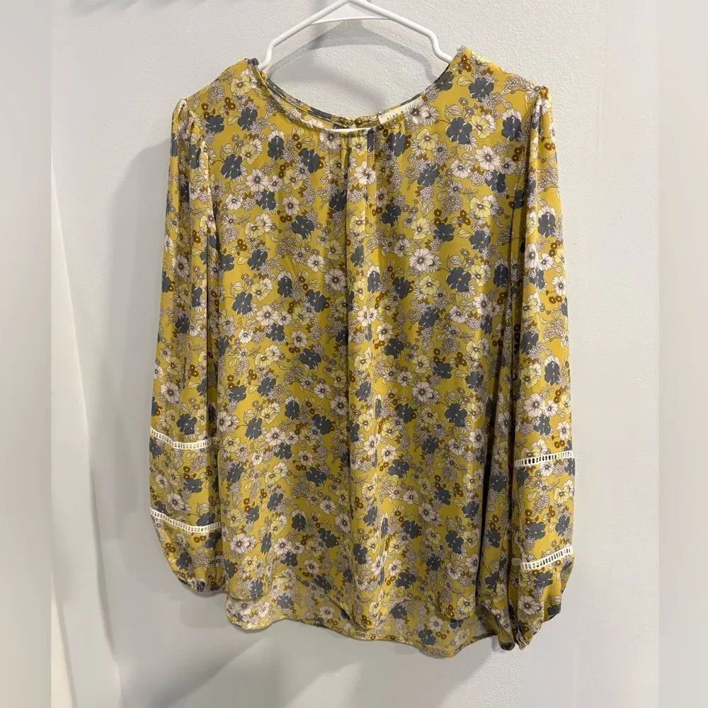Chic Floral Blouse in Mustard and Charcoal